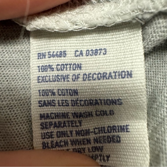 American Eagle Quarter Sleeve V-Neck Shirt Size XS - Picture 6 of 7